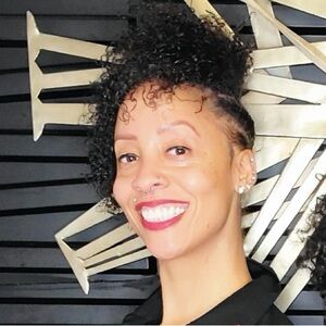 Meet your Posher, Monique